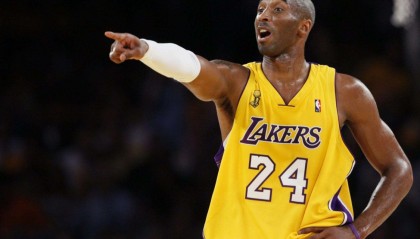 曼巴精神越来越抽象！旧将称科比不扶起对手，才算曼巴精神！