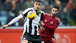 沙巴体育-斯基拉：尤文考察乌迪内斯前锋卢卡，视其球队主力前锋的替补人选