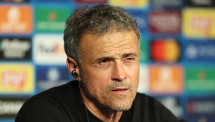 沙巴体育官网-镜报：恩里克拒绝曼联将与巴黎续约，他未来更想回巴萨执教